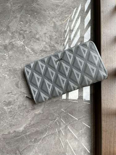 Picture of Dior Wallets _SKUfw141318857fw